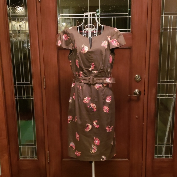 Boden Dresses & Skirts - Boden dark olive green dress with floral accents